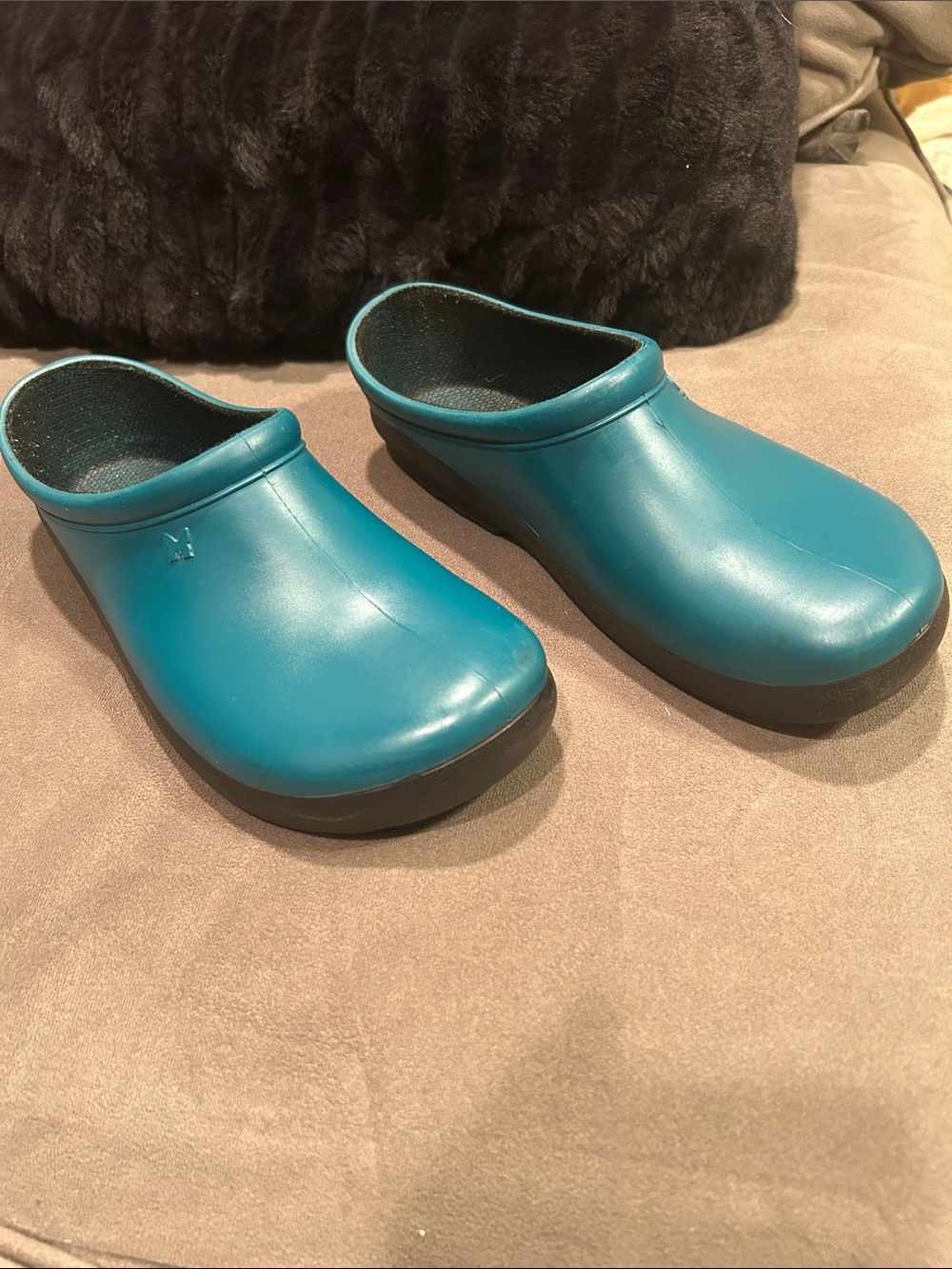 Sloggers Garden Clogs Teal Slip-On Waterproof Women’s Size 8